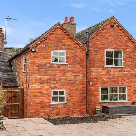 6Br Luxury Cottage, Hot Tubs, Hoar Cross, Staffordshire Newborough  Dış mekan fotoğraf