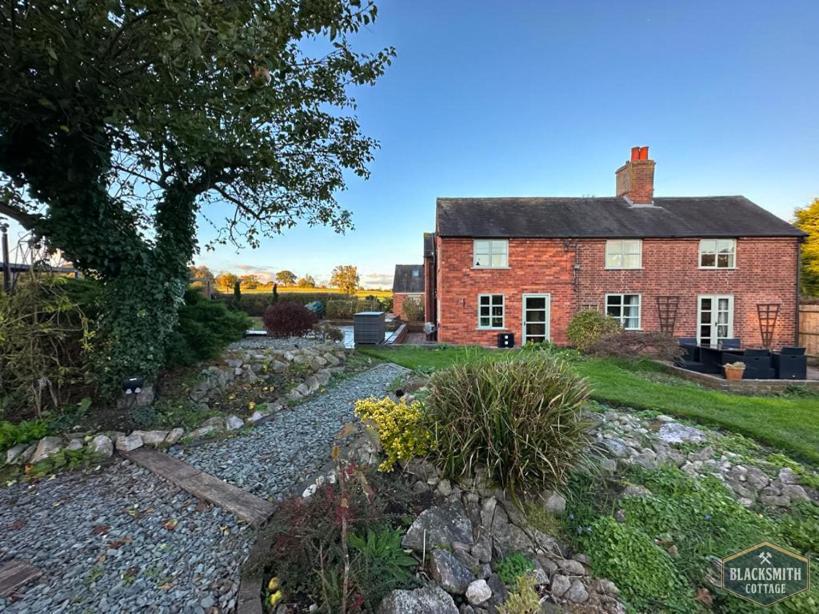 6Br Luxury Cottage, Hot Tubs, Hoar Cross, Staffordshire Newborough  Dış mekan fotoğraf
